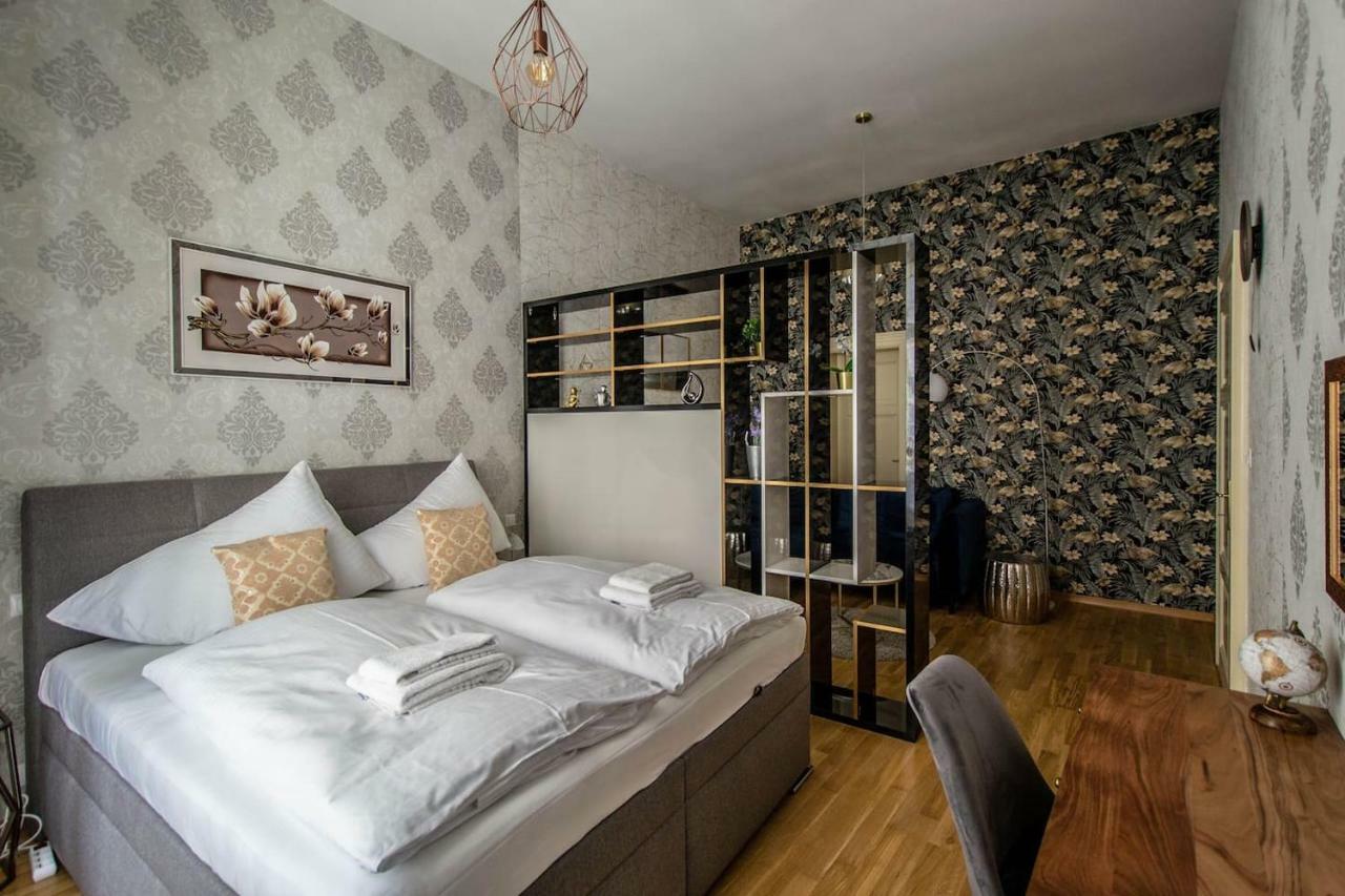 Design 3Bdr Apartment In Residence, Free Parking Praha Eksteriør bilde