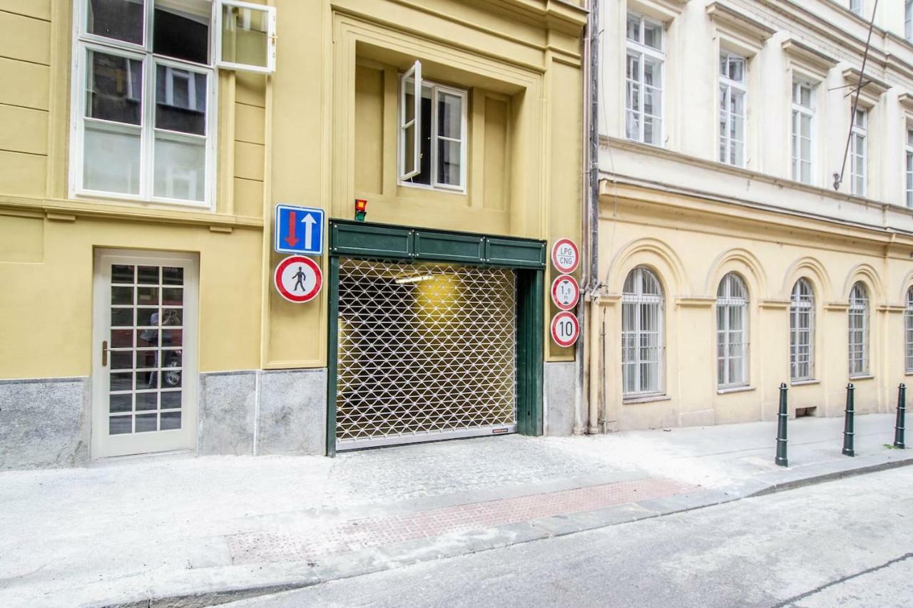 Design 3Bdr Apartment In Residence, Free Parking Praha Eksteriør bilde
