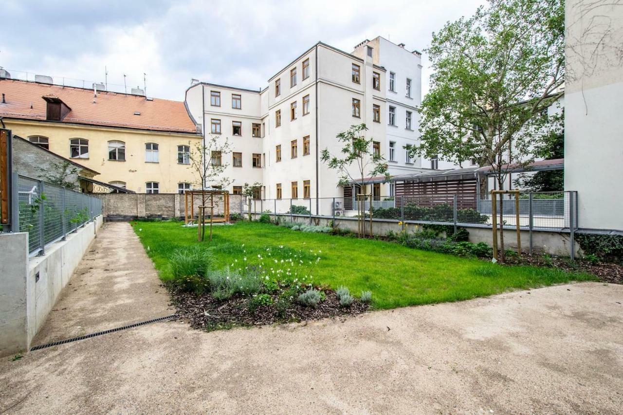 Design 3Bdr Apartment In Residence, Free Parking Praha Eksteriør bilde