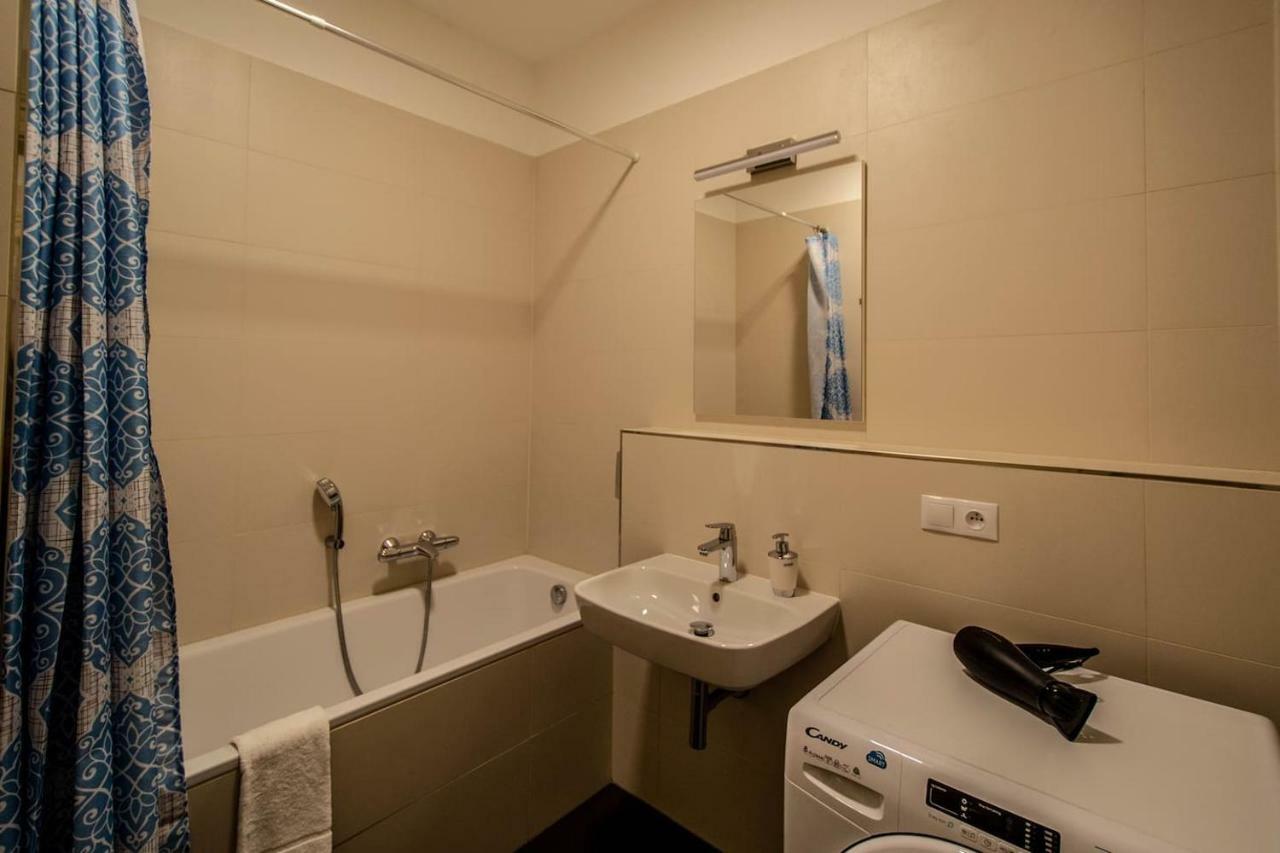 Design 3Bdr Apartment In Residence, Free Parking Praha Eksteriør bilde